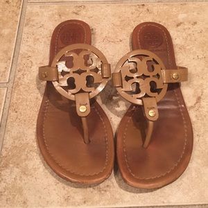 Tory burch chestnut sandal