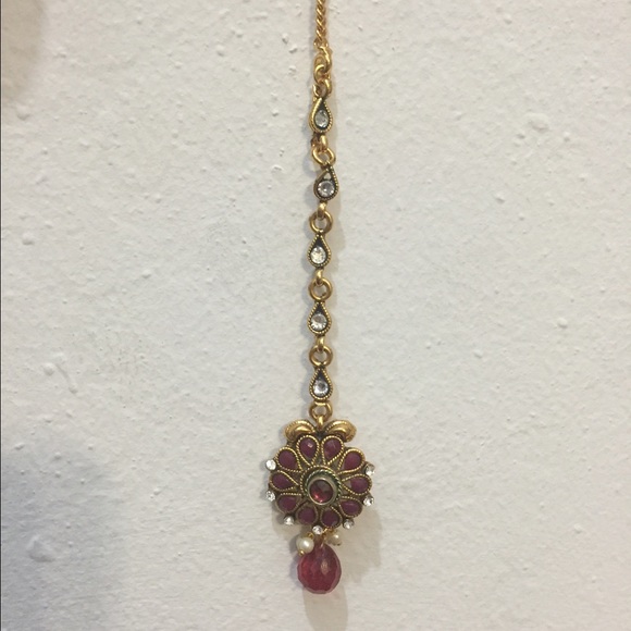 Gold and red Indian earnings- SOLD - Picture 2 of 4