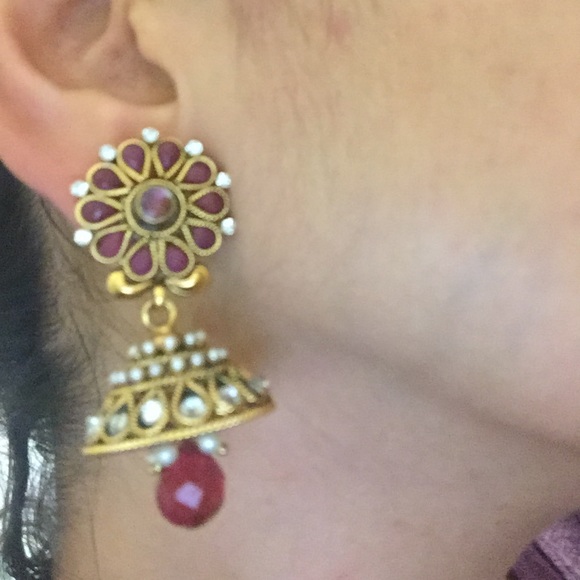 Gold and red Indian earnings- SOLD - Picture 4 of 4