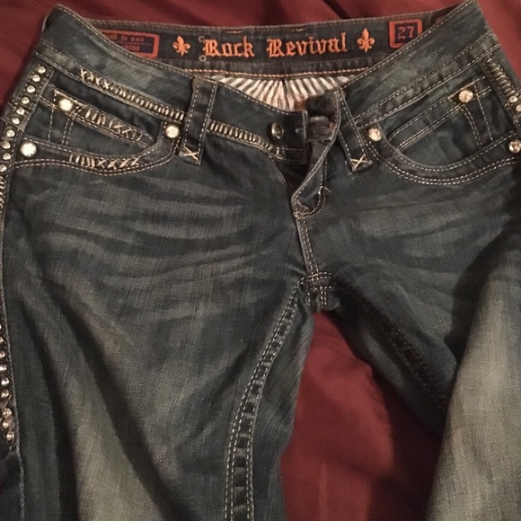 Buckle Rock Revival Jeans - Picture 2 of 2