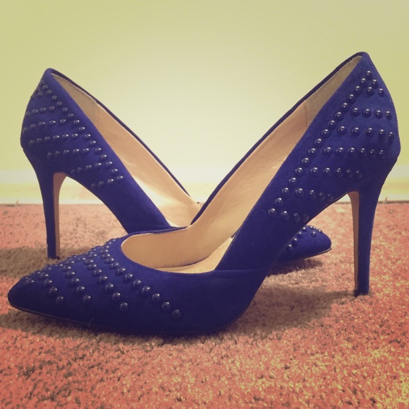 Amazing blue suede heels