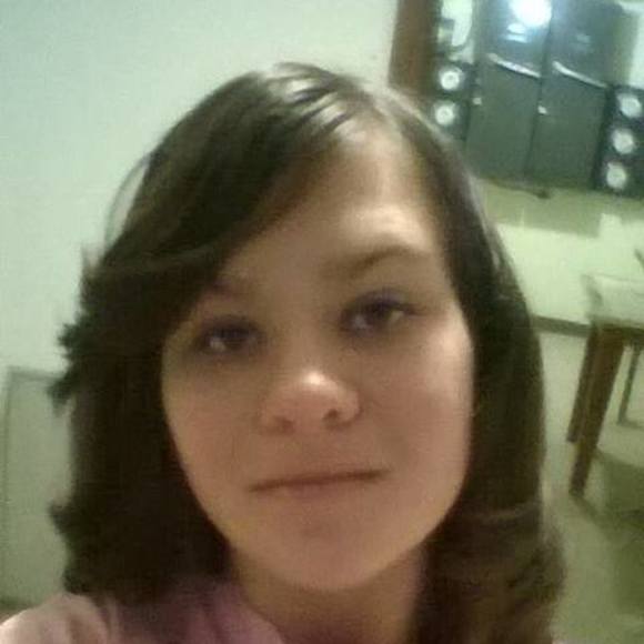 Meet your Posher, Dakota