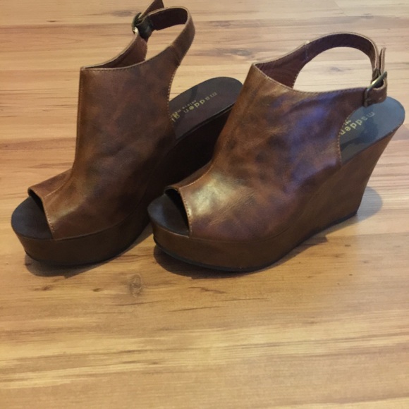 Steve Madden wedges