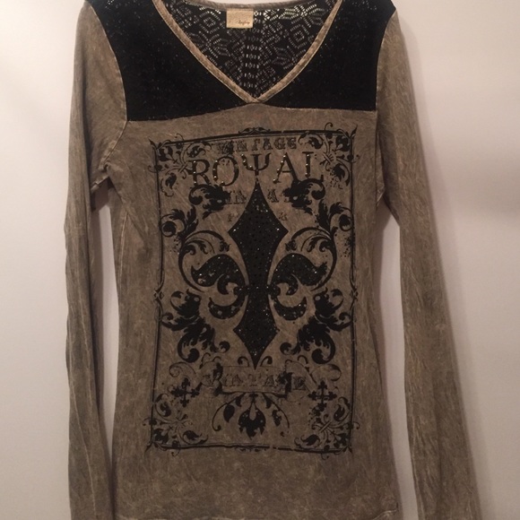 Daytrip studded lace long sleeve buckle top large