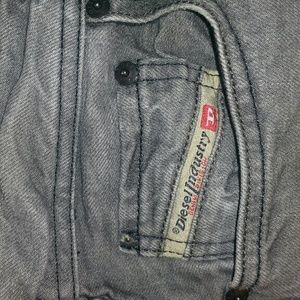 Diesel men's Zatiny pants 29x32