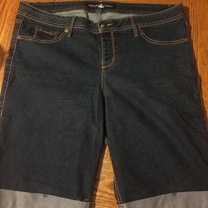 Source of wisdom Bermuda shorts stretchy
