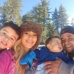 Meet your Posher, Nuvia