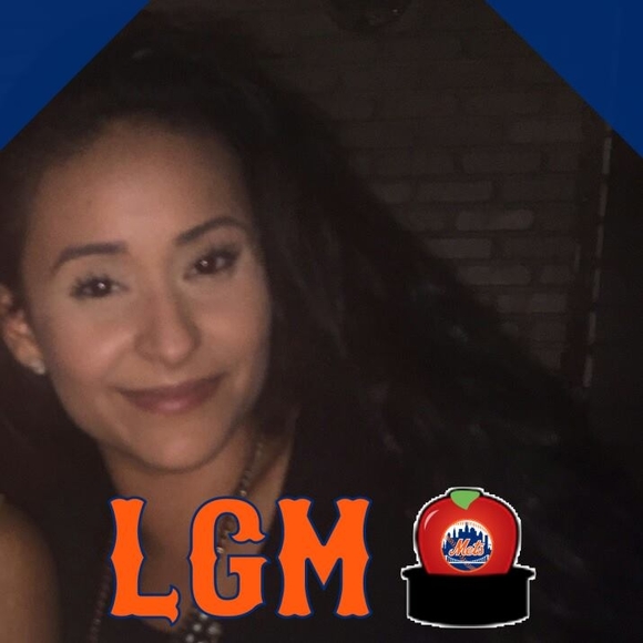 Meet your Posher, Deidra