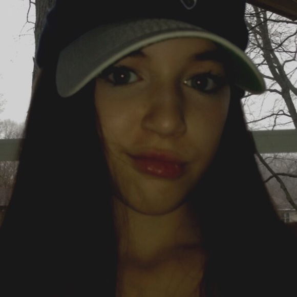 Meet your Posher, Shae - Picture 1 of 1