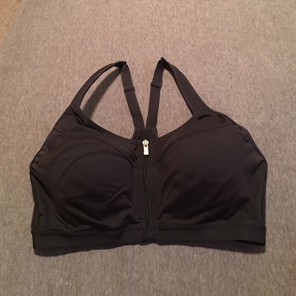 Size 36C BRAND NEW Victoria's Secret sport bra