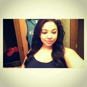 Meet your Posher, Amber