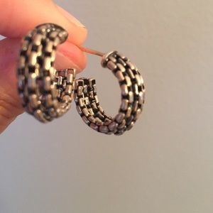 David Yurman hoop earrings!!!!