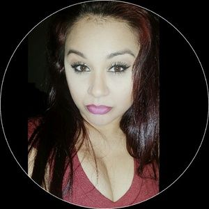 Meet your Posher, Vanessa