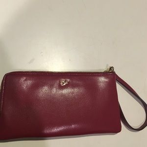 Diane von Furstenberg Bags - DVF wristlet ❤️💋 Diane von Furstenberg Bags - DVF wristlet ❤️💋