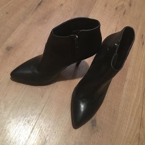 Steve Madden Black "Booties" Boots
