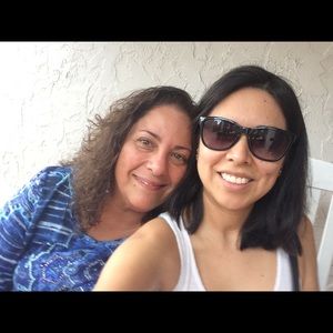 Meet your Posher, Ofelia