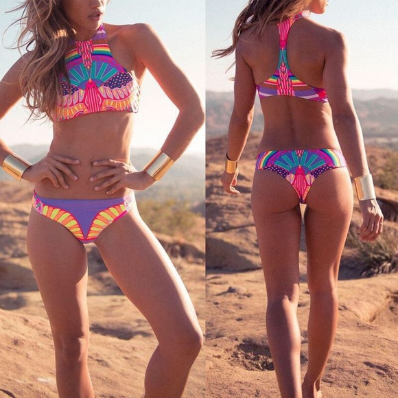 Missguided Other - sexy cheekini bikini