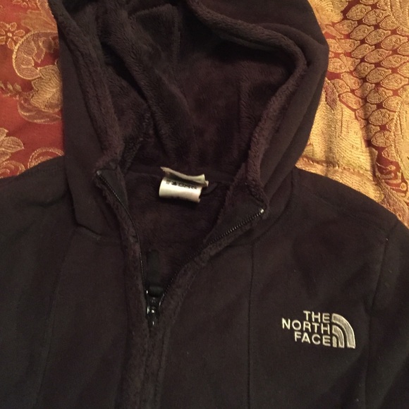 Black the north face,