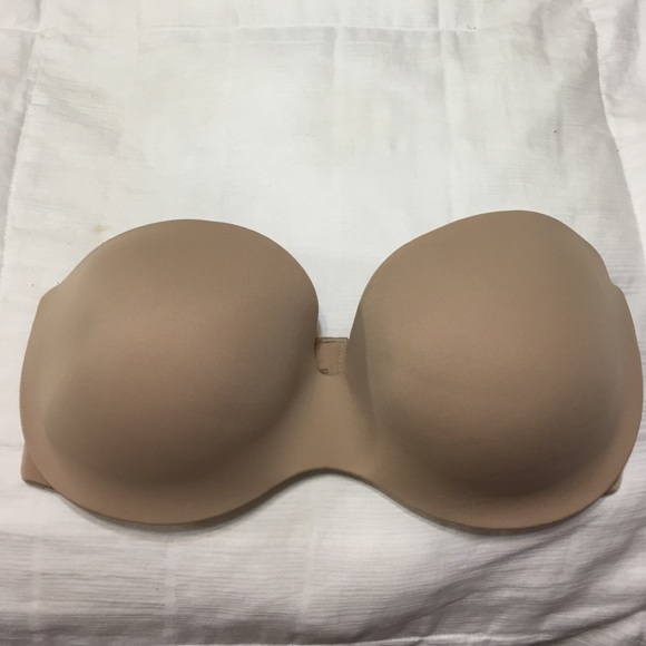 Strapless bra nude
