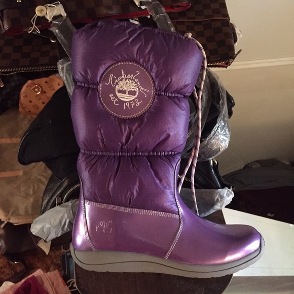 Sz 5 purple timberland snow boots - Picture 1 of 1