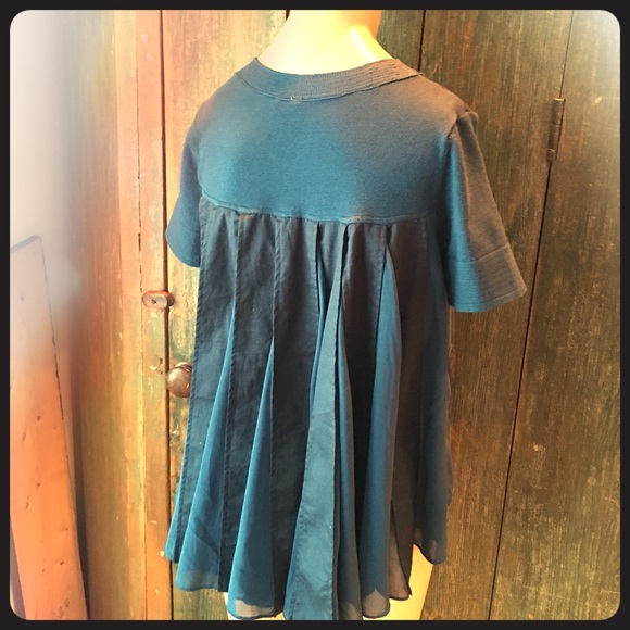 Pleats in back /Anthro sweater