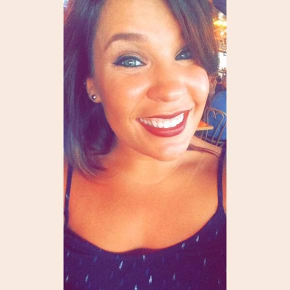 Meet your Posher, Samantha - Picture 1 of 1