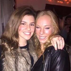 Meet your Posher, Madison