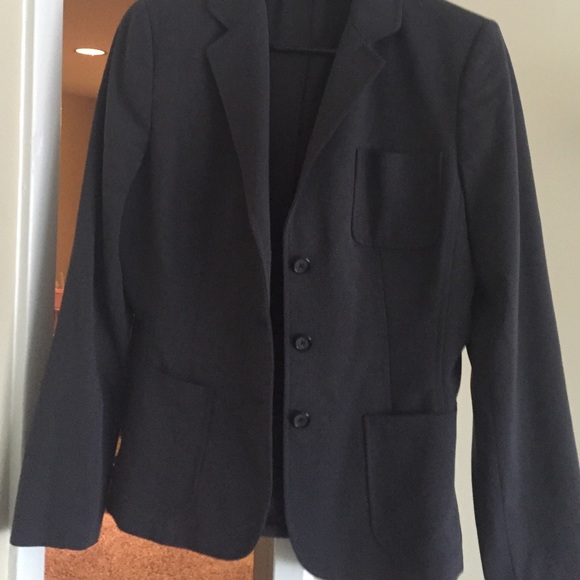 Tahari Blazer - Picture 2 of 4