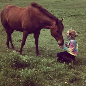 Meet your Posher, Olivia