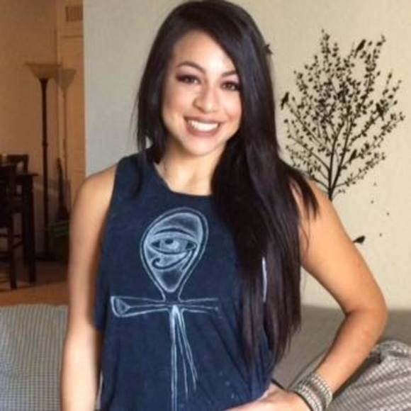 Meet your Posher, Rosa