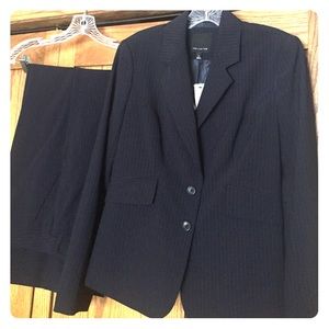 The Limited - navy blue suit