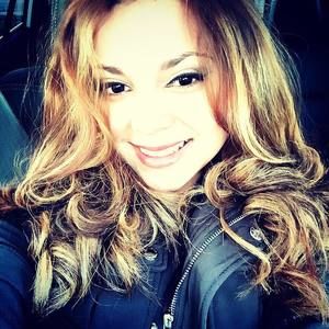 Meet your Posher, Naomi