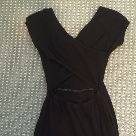 brandy melville cross back skater dress - Picture 2 of 2