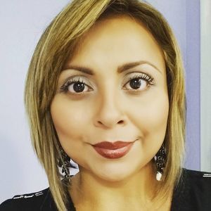 Meet your Posher, Mayra