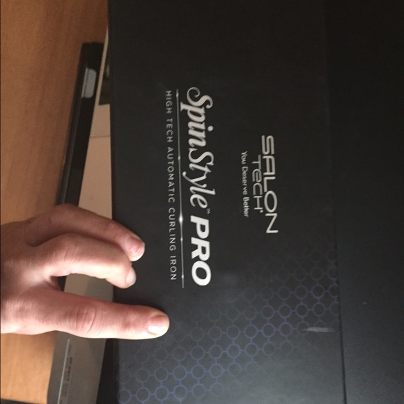 Spin style pro brand new hair curler
