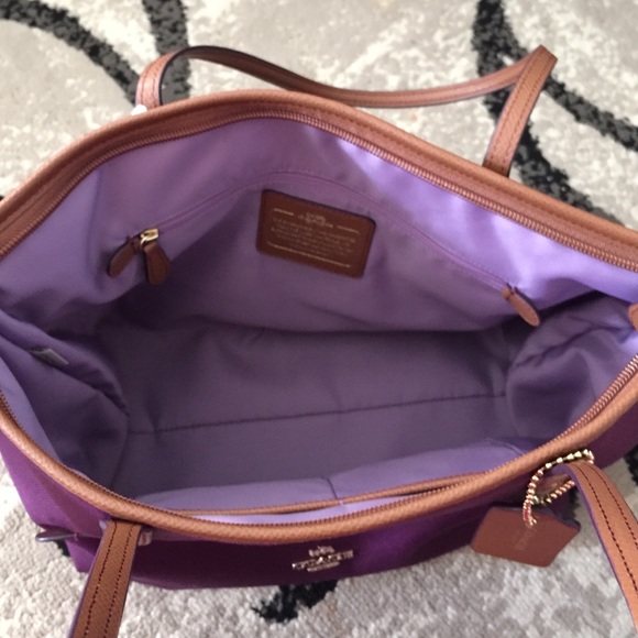 *Sold* NEW Coach Tote - Picture 4 of 4