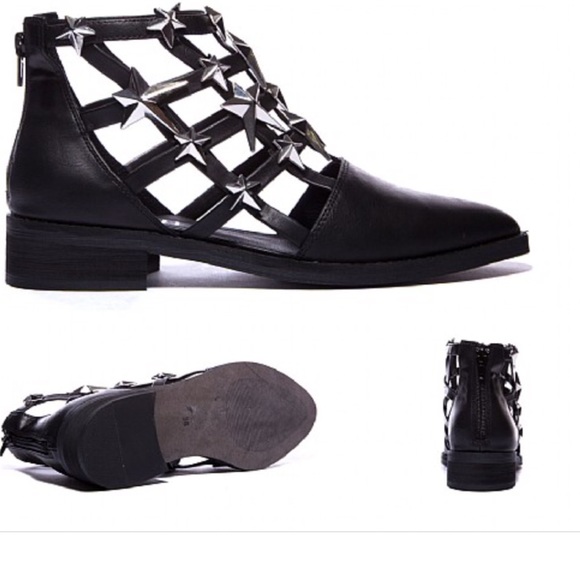 Eeight star bootie ??BEST OFFER??