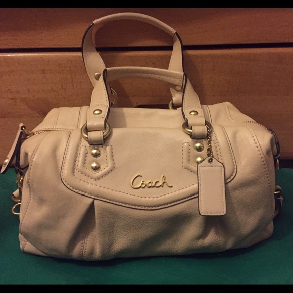 Coach Handbags - 🚫SOLD🚫 Coach Ashley cream handbag satchel