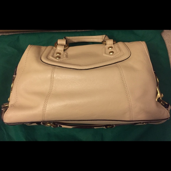 🚫SOLD🚫 Coach Ashley cream handbag satchel - Picture 2 of 4