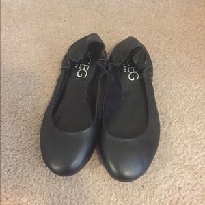 BCBG black flats! ❤️