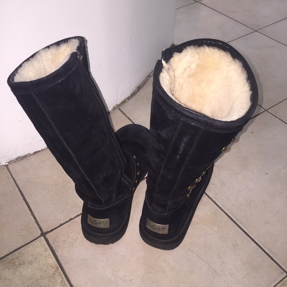 Tall black studded UGGs - Picture 2 of 4