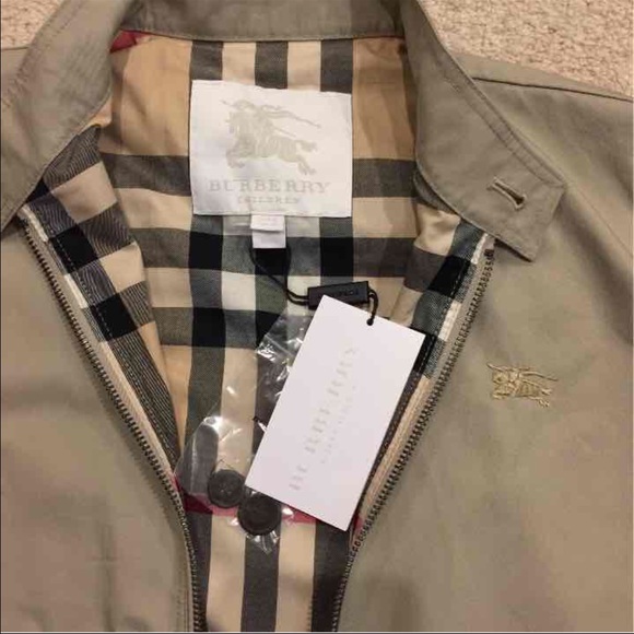 **SOLD** AUTHENTIC BURBERRY BOYS JACKET 14 - Picture 2 of 4