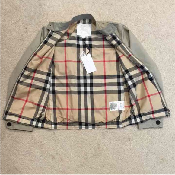**SOLD** AUTHENTIC BURBERRY BOYS JACKET 14 - Picture 3 of 4