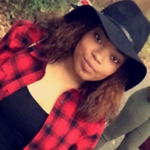 Meet your Posher, Keyanna