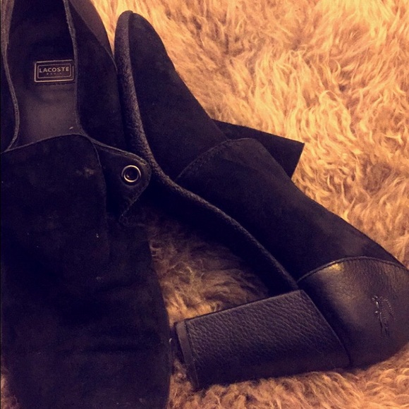 Lacoste - Picture 2 of 4