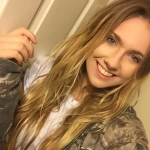 Meet your Posher, Briana