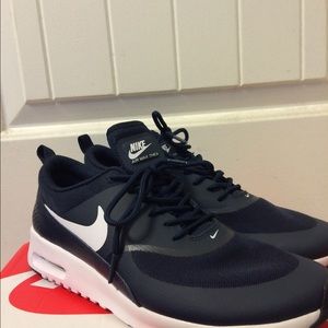 Navy blue women's Nike Air Max Thea