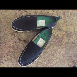 Tommy Bahama slip on shoes