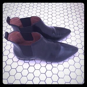 Nico Chelsea boot from Madewell, worn twice.