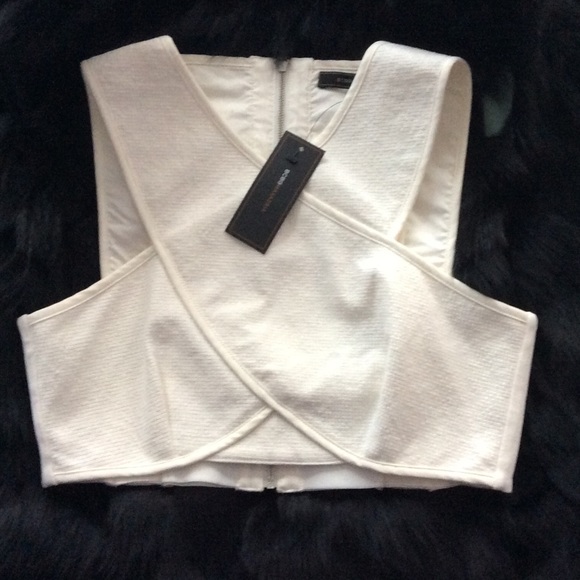 Crop top bcbgmaxazria